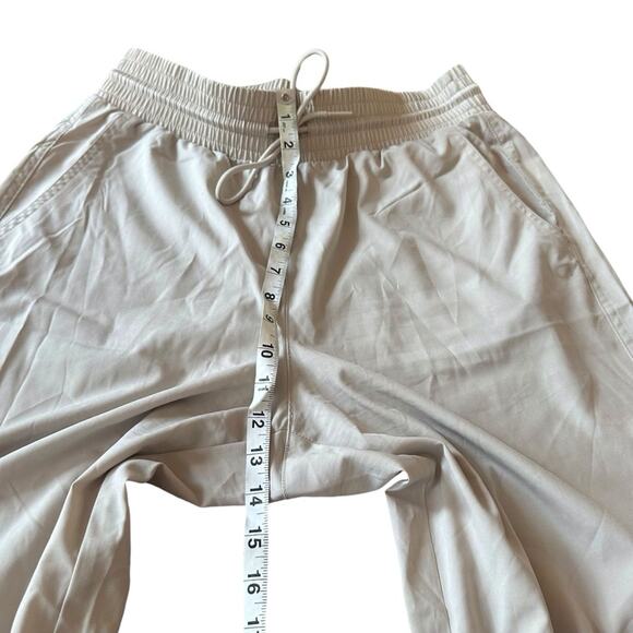 GapFit lightweight jogger size medium - Picture 6 of 8